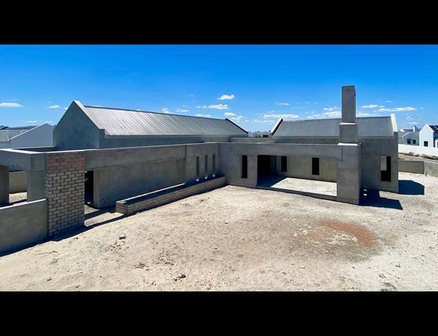 3 BEDROOM HOUSE FOR SALE IN ATLANTIC SANDS PRIVATE ESTATE